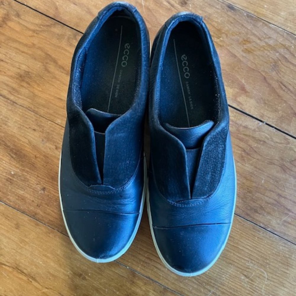 Ecco Soft 7 black suede/leather slip-on oxford/sneaker shoe Women EU 39